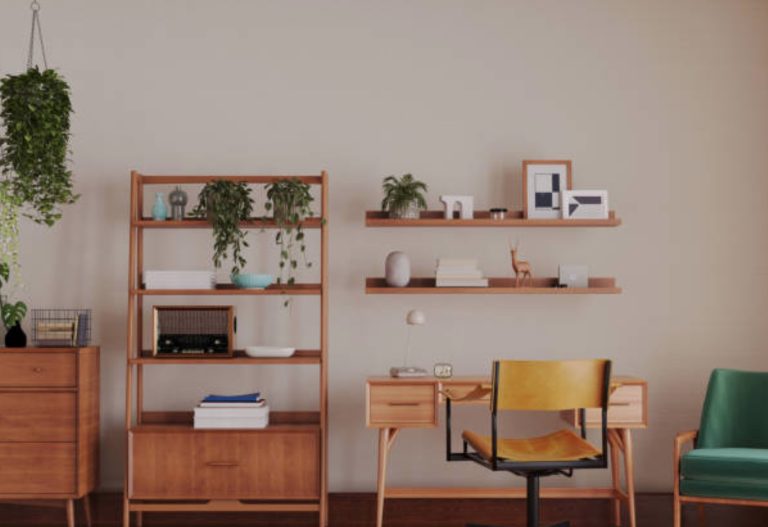 How mortgage lenders view freelance income with irregular contracts